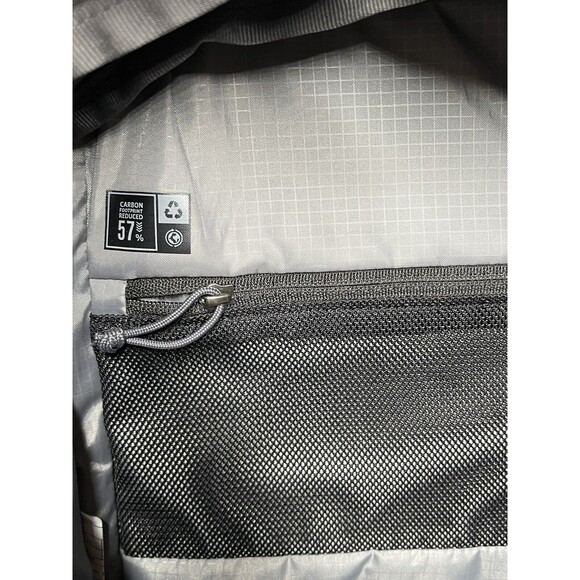 Gregory Resin 28L Hiking Backpack Day Pack Black Men’s Unisex Laptop Compartment - Picture 16 of 16